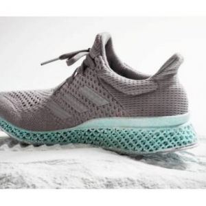 Adidas anuncia tênis fabricado em impressora 3D